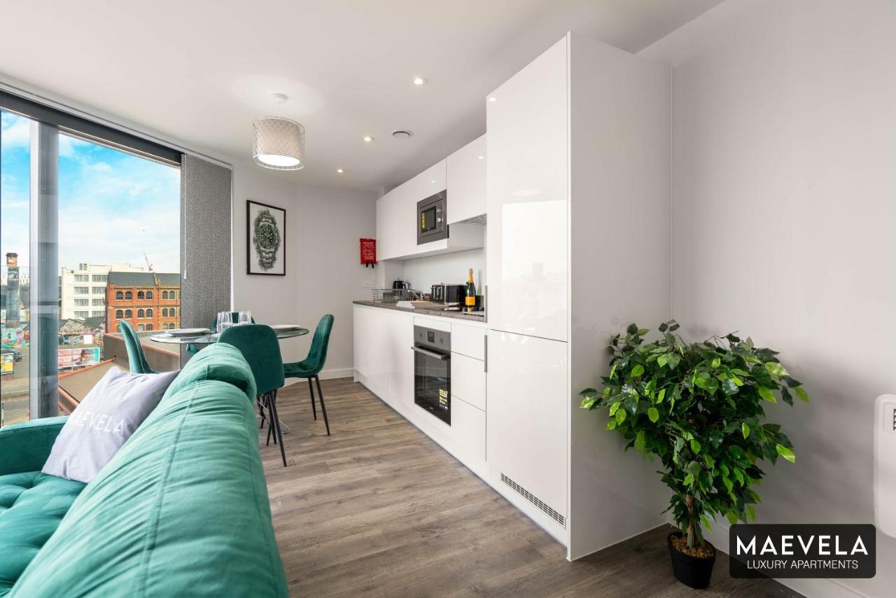 Maevela Apartments - Luxury Top Floor Penthouse - With Parking - 2 Bedroom New Build Apartment ✪ City Centre, Digbeth ✓ With Huge Patio Sliding Doors - City View - Rooftop Terrace - Ps4 & Smart Tv'S Birmingham Esterno foto