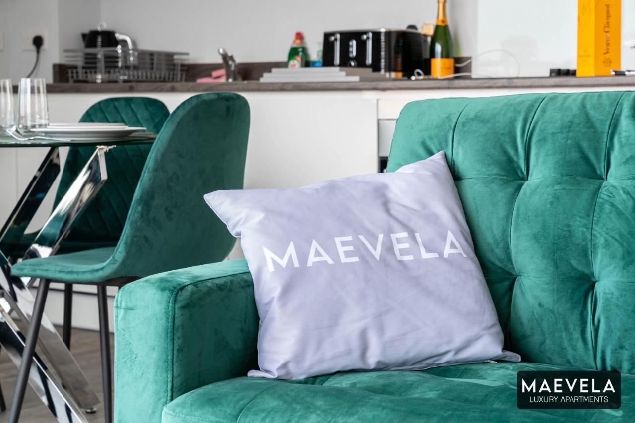 Maevela Apartments - Luxury Top Floor Penthouse - With Parking - 2 Bedroom New Build Apartment ✪ City Centre, Digbeth ✓ With Huge Patio Sliding Doors - City View - Rooftop Terrace - Ps4 & Smart Tv'S Birmingham Esterno foto