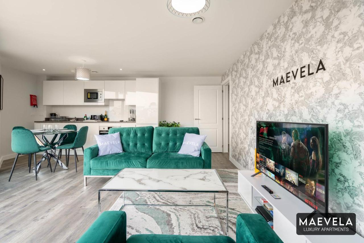 Maevela Apartments - Luxury Top Floor Penthouse - With Parking - 2 Bedroom New Build Apartment ✪ City Centre, Digbeth ✓ With Huge Patio Sliding Doors - City View - Rooftop Terrace - Ps4 & Smart Tv'S Birmingham Esterno foto